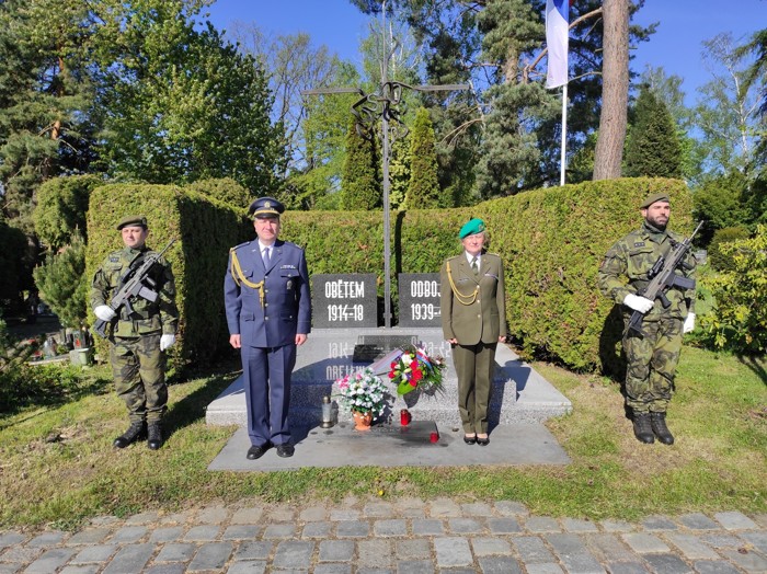 Uctění památek obětí druhé světové války